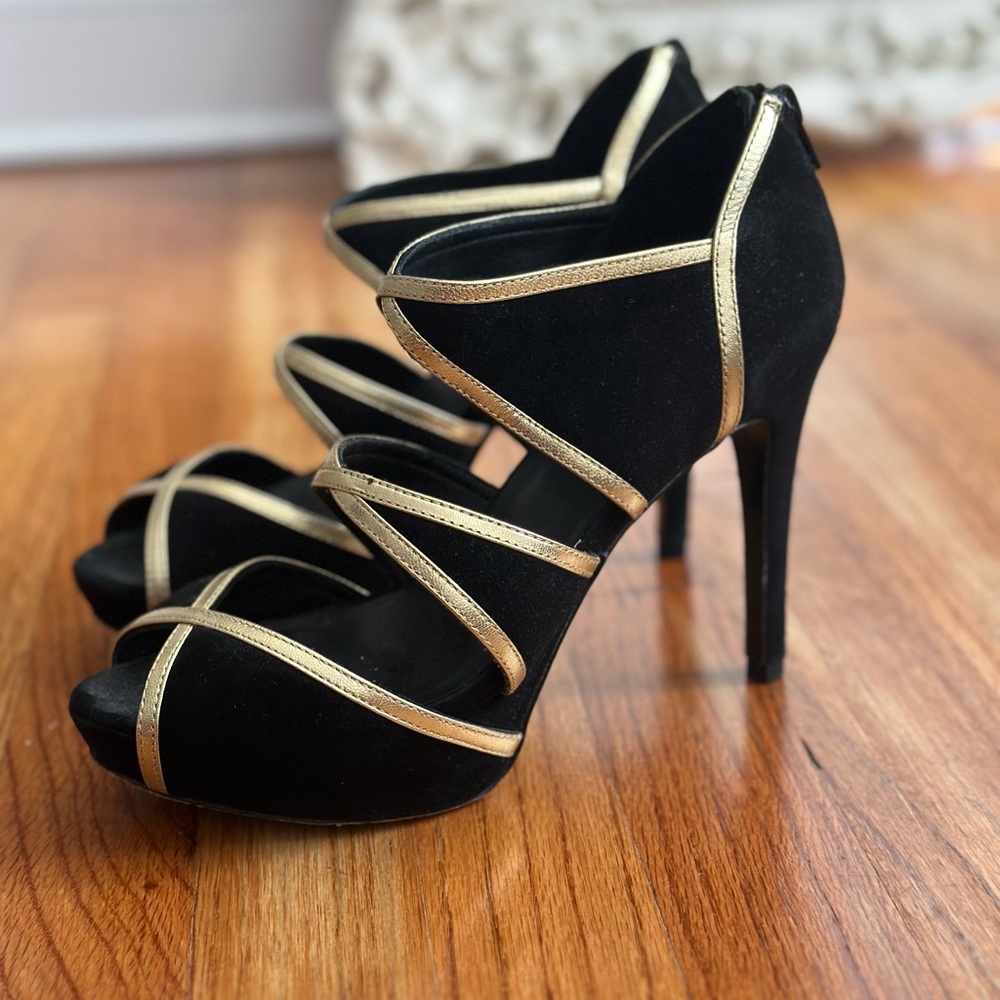 pour la victoire vero cuoio Platform heels | gold and black suede